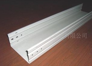 什么样的标准才算的上全封闭桥架？