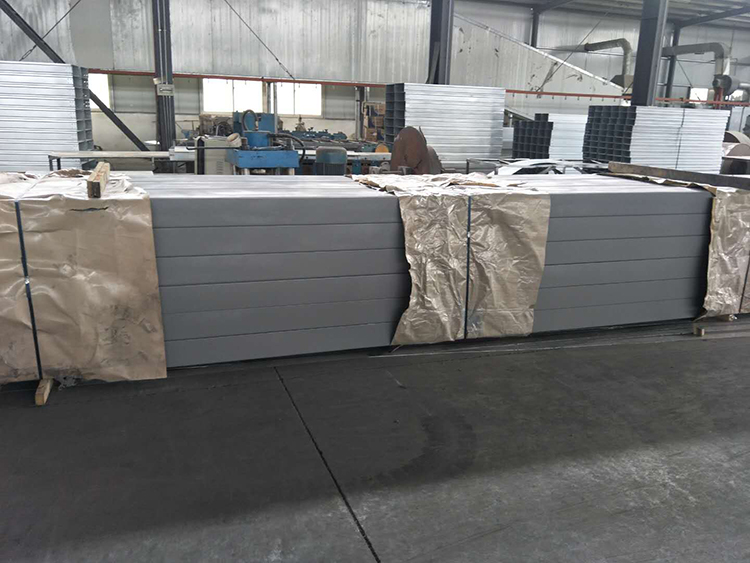 轻型高强度桥架安装标准不可少